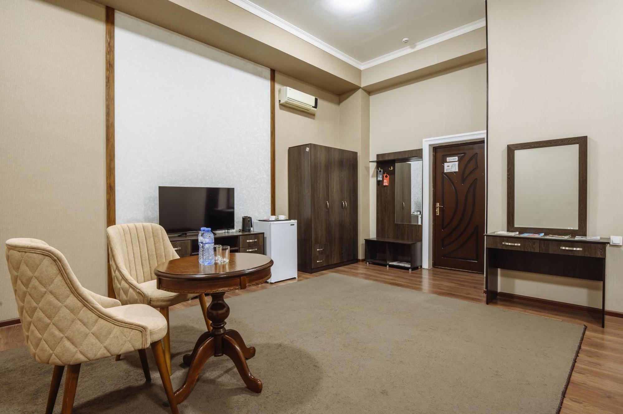 Sofiya Tashkent Hotel ภายนอก รูปภาพ